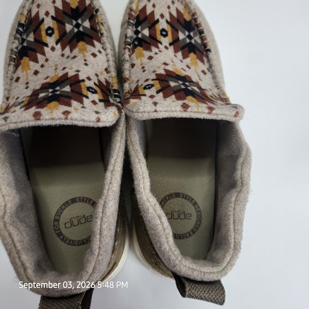 Hey Dude womens Size 9 Denny Aztec Shoes With Buckle Exclusive Design - Picture 9 of 13
